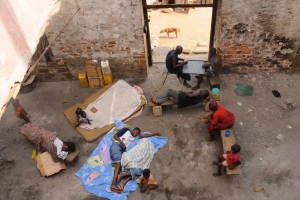 Families have taken up residence in a roofless, abandoned lighthouse in Ghanaâs capital, Accra.